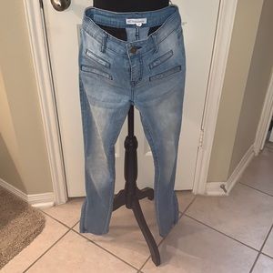 LOW RISE SUPER SKINY JEANS